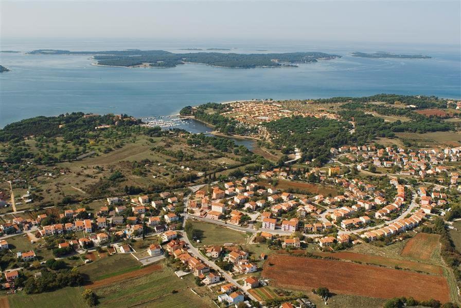 Apartments Durda Fažana Buitenkant foto